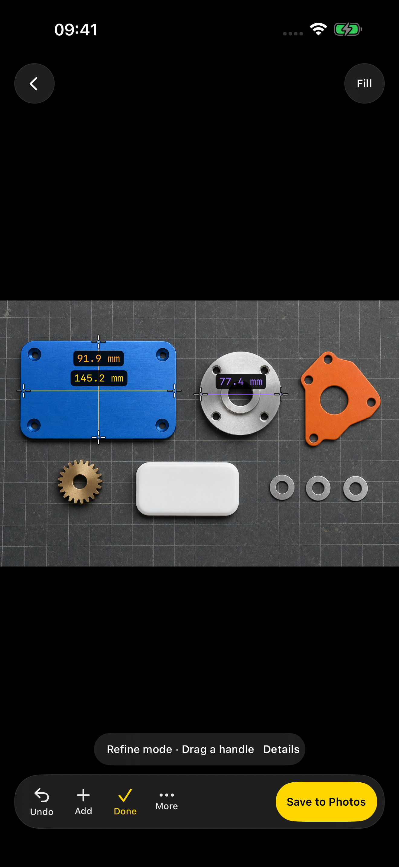 SnapDim screenshot showing the bundled sample with illustrative dimensions